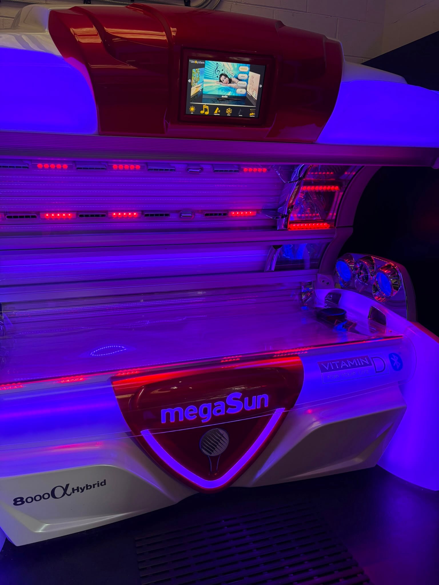 MegaSun 8000 tanning bed at Serenity Sunbeds